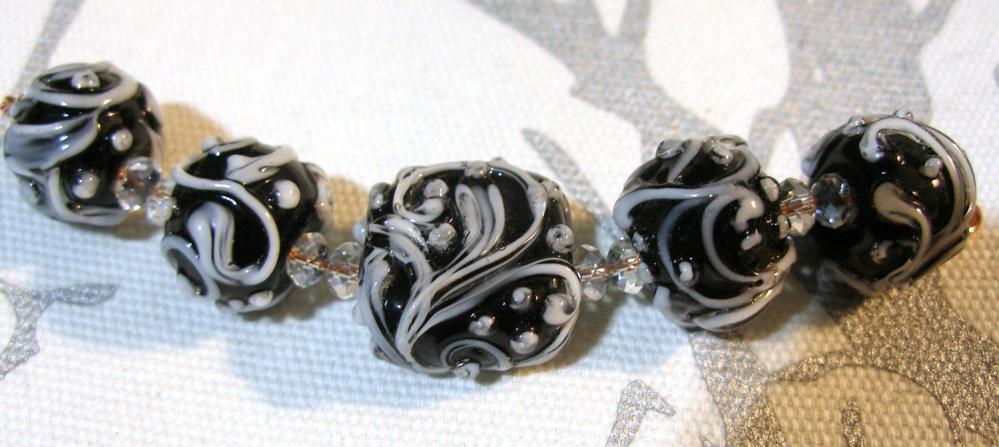 Trellis Swirls, White On Black - Handmade Lampwork Glass Beads By Kathleen Robinson-young (set Of 5beads)